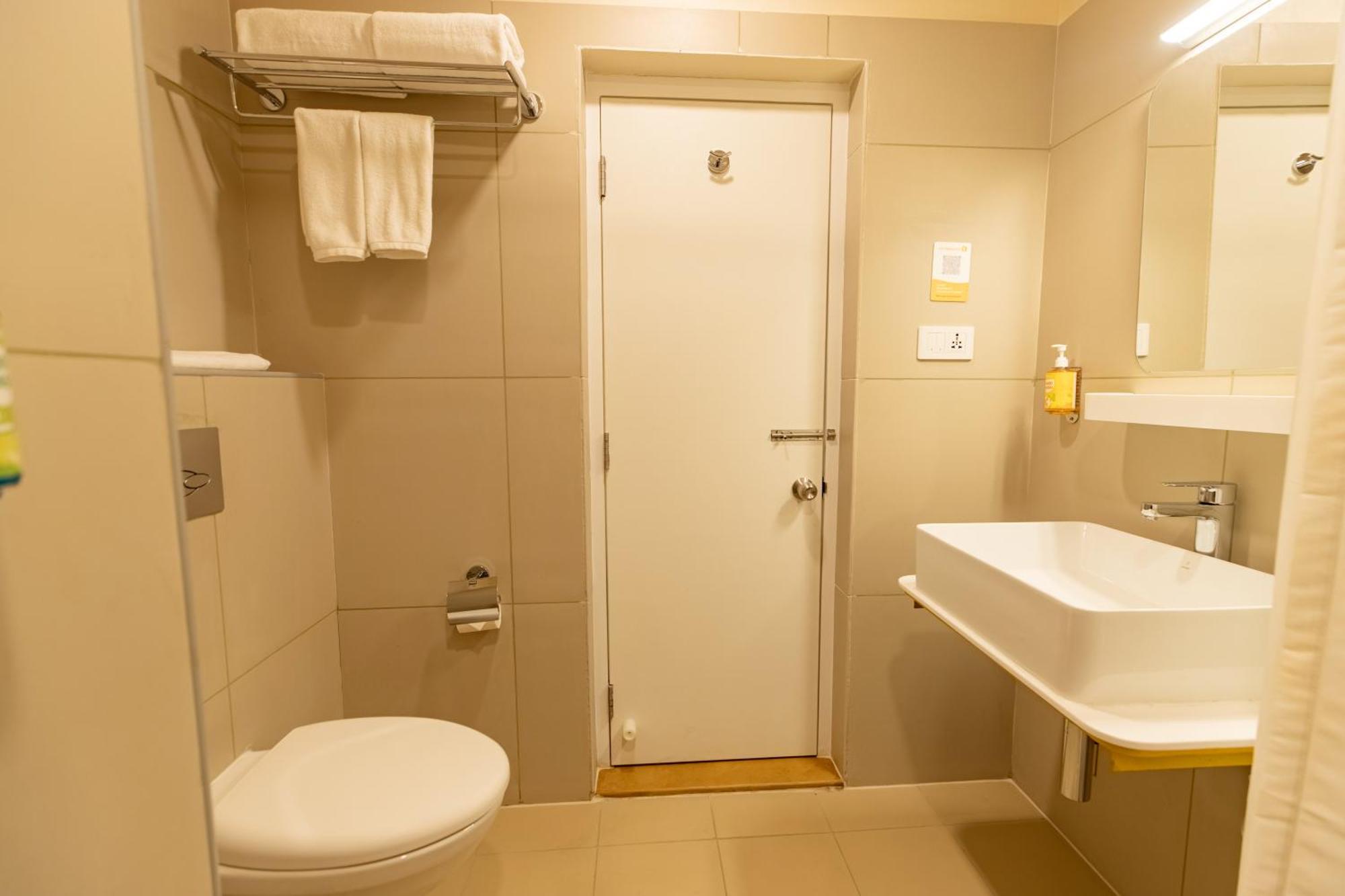 Bloom Hotel - Richmond Road Бангалор Номер фото